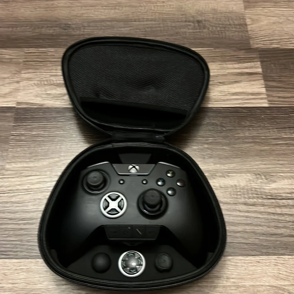 Xbox one wire controller - Picture 2 of 4